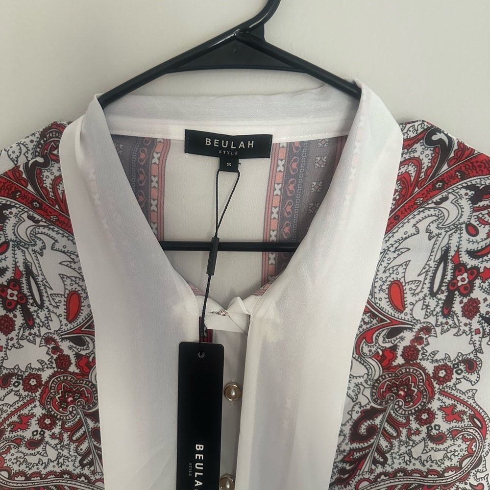 Beulah women White and Red Paisley Shirt